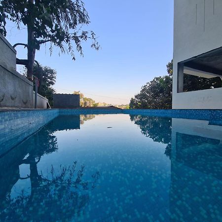 Hill View Hotel By Bil Lonavala Exteriör bild