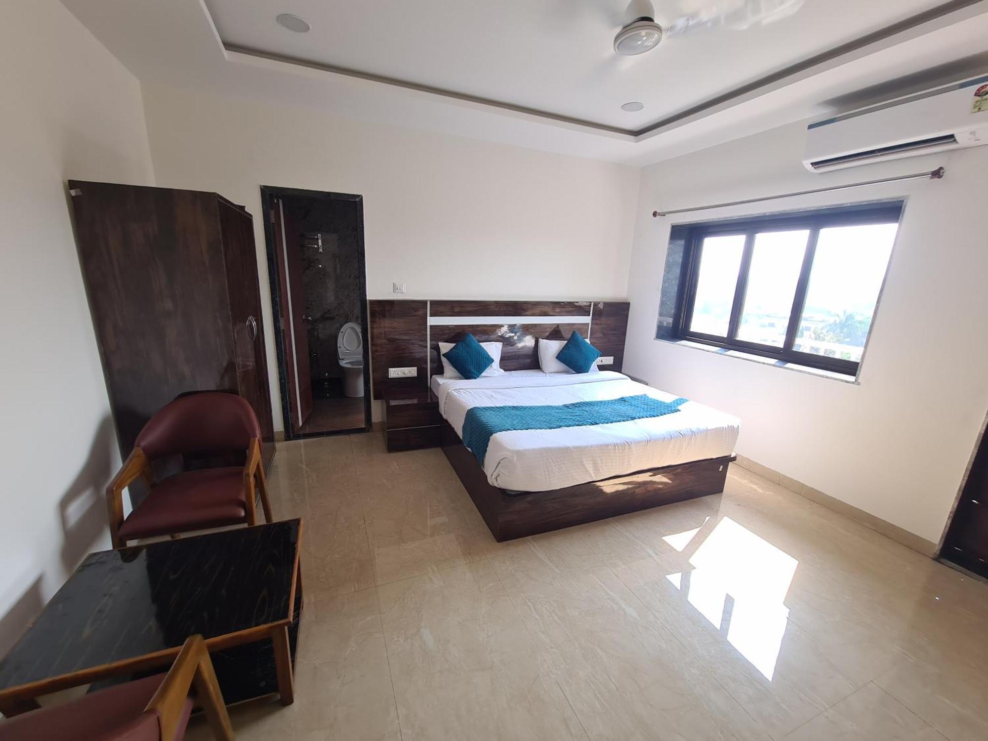 Hill View Hotel By Bil Lonavala Exteriör bild