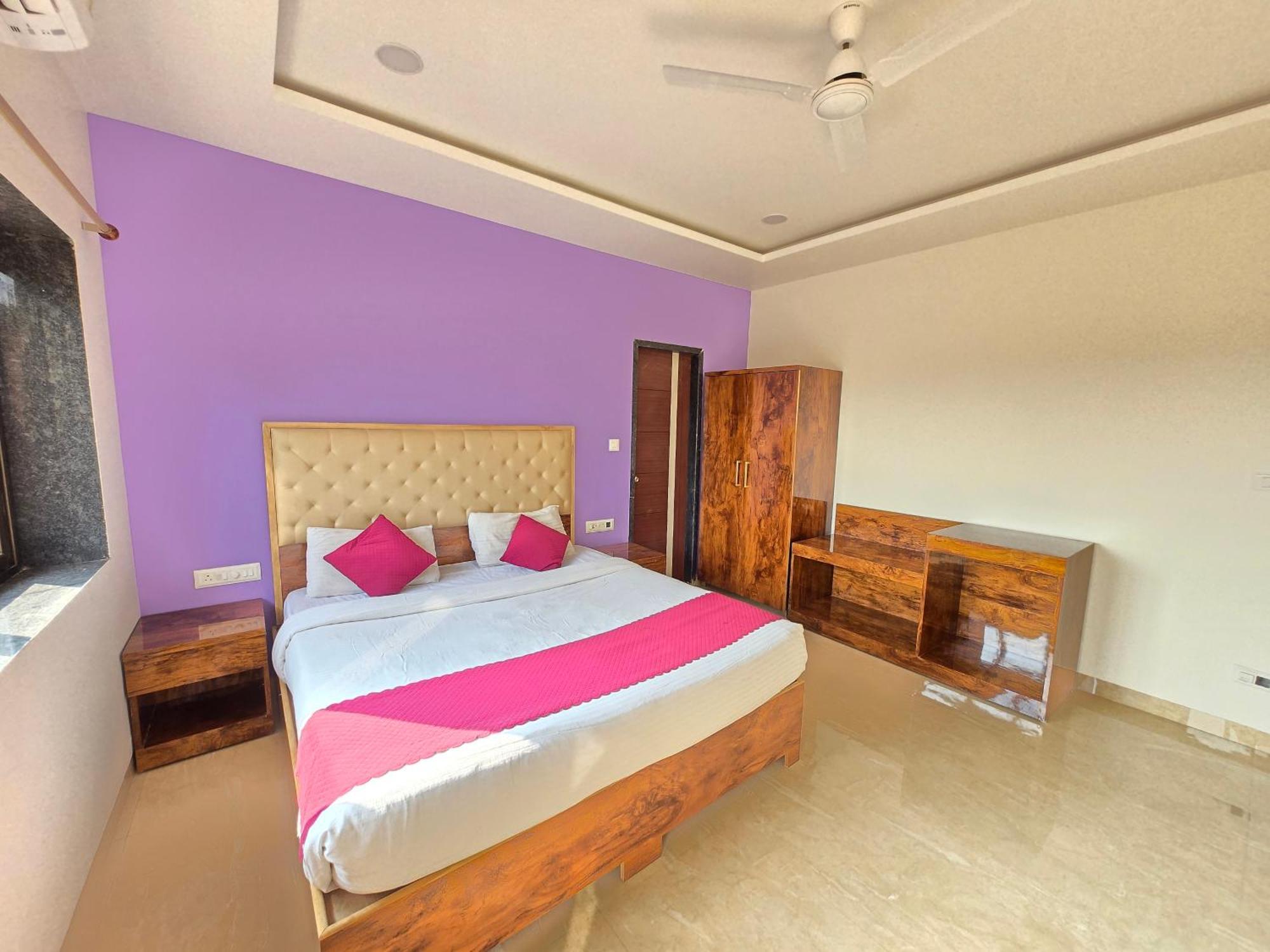 Hill View Hotel By Bil Lonavala Exteriör bild